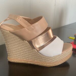 Elegant Women's Wedge Sandals - Tan, Gold, and White